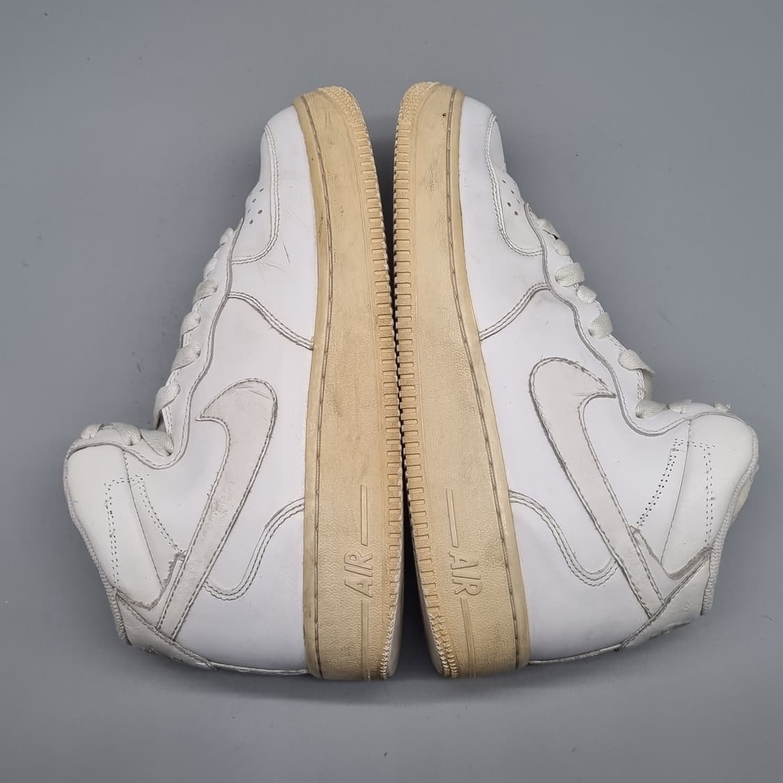 나이키 에어포스1 미드 240 상품이미지5