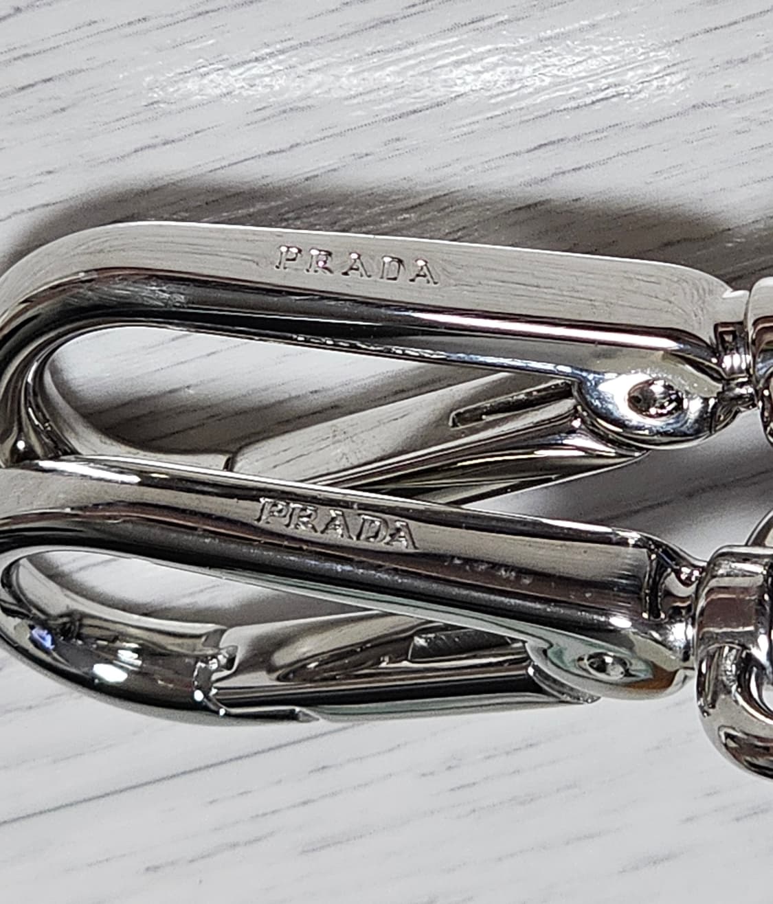 미사용 정품 프라다(1BC145) 은장 스트랩  상품이미지6