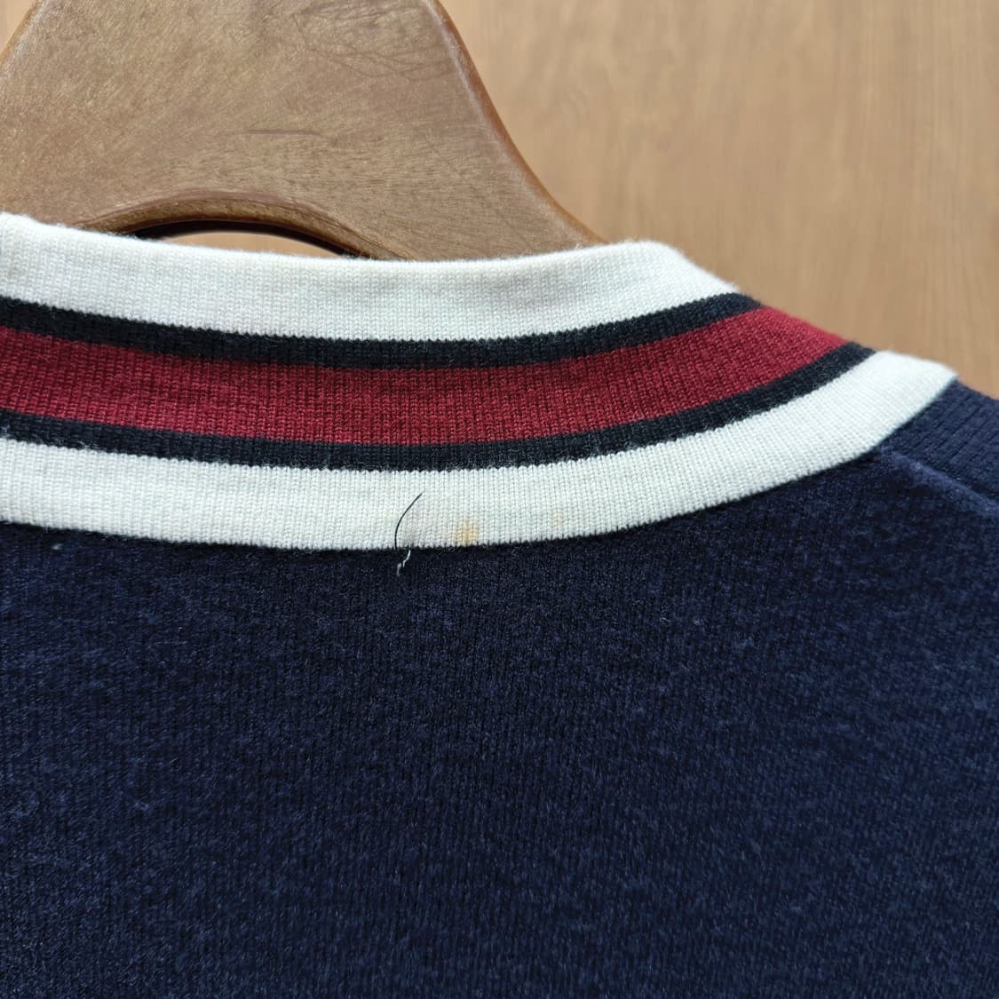 산드로 오픈 니트 가디건 스트라이프 브이넥 라인 디테일 루즈핏 네이비 상품이미지8