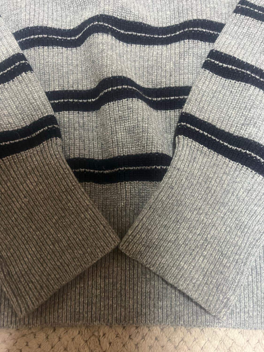 48 모마디자인 스트라이프 니트 회색 상품이미지3