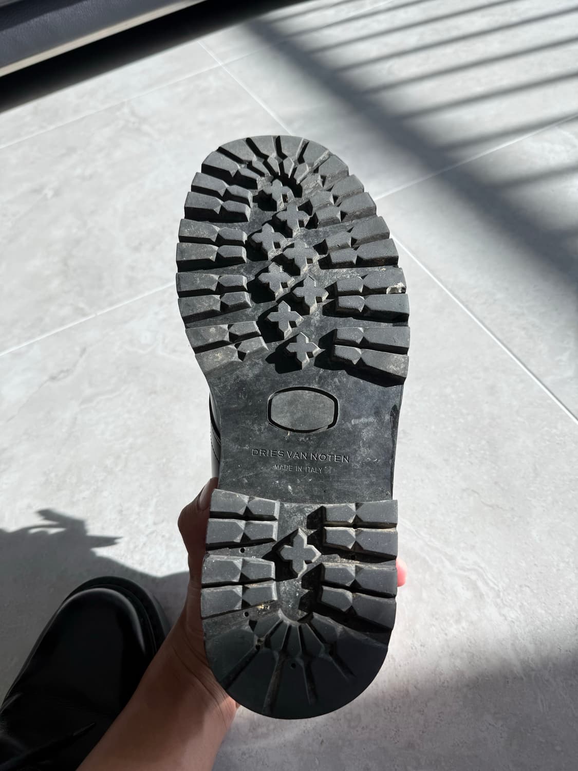 드리스 반 노튼 리리지퍼 더비 상품이미지2