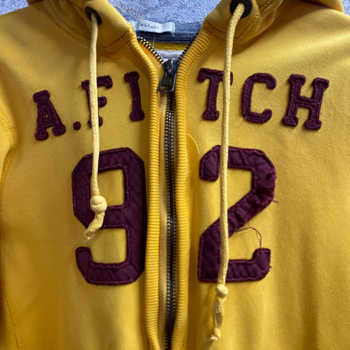 아베크롬비 머슬핏 자수 로고 머스타드 후드집업 B3600 상품이미지3