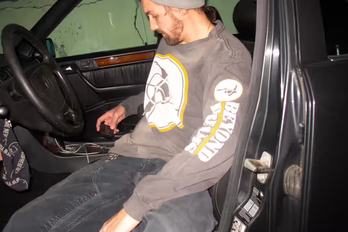 세인트미카엘 x 션우더스푼 Public Enemy 롱슬리브 상품이미지1