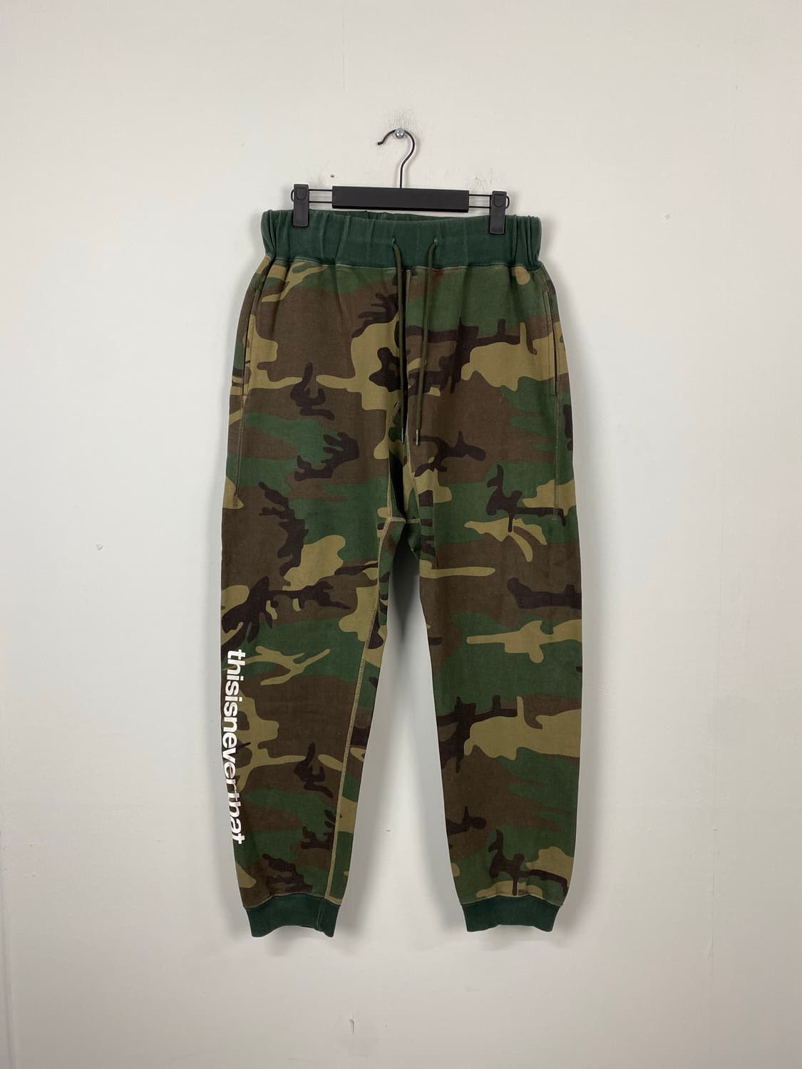 디스이즈네버댓 카모 스웻팬츠 L <604> 상품이미지1