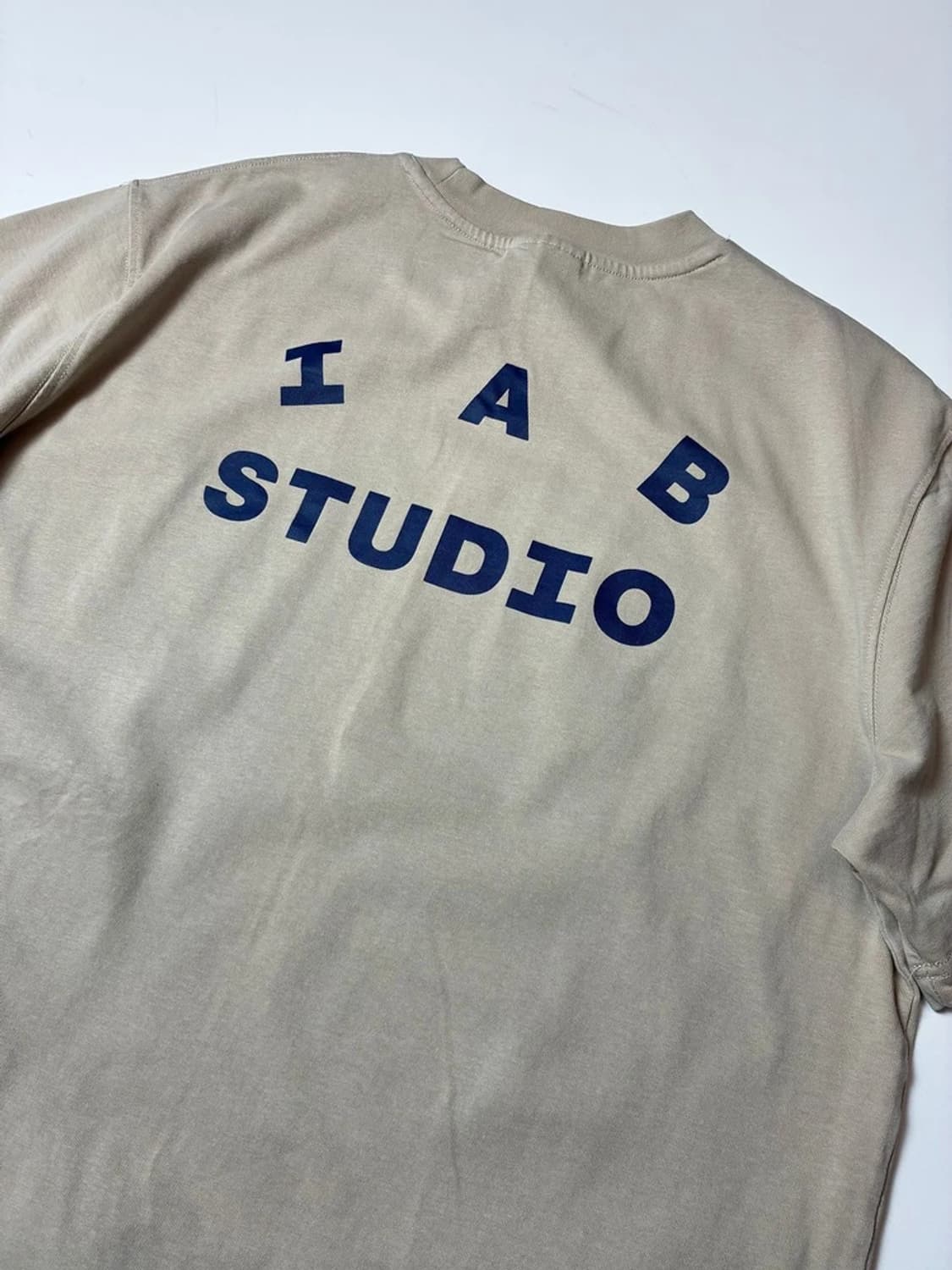 아이앱스튜디오 빅로고 오버핏 반팔 티셔츠 PN9054 상품이미지2