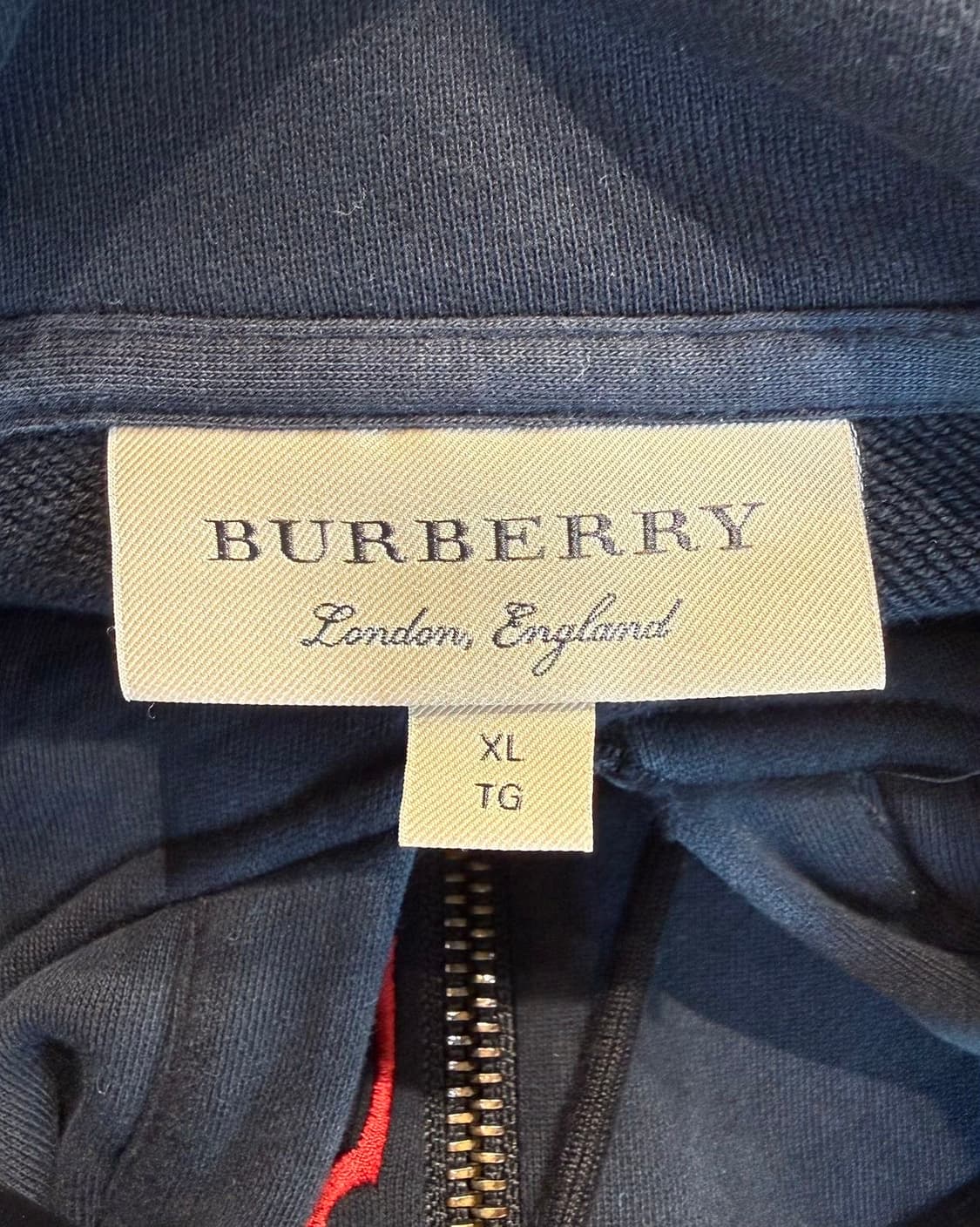 버버리 블랙 콘트라스트 크레스트 로고 후드 집업  상품이미지8