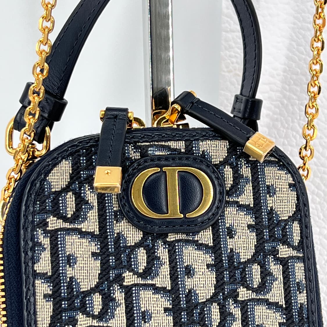 디올 오블리크 30 몽테인 폰 홀더 체인 크로스백 (S2114UTZQ) 상품이미지3