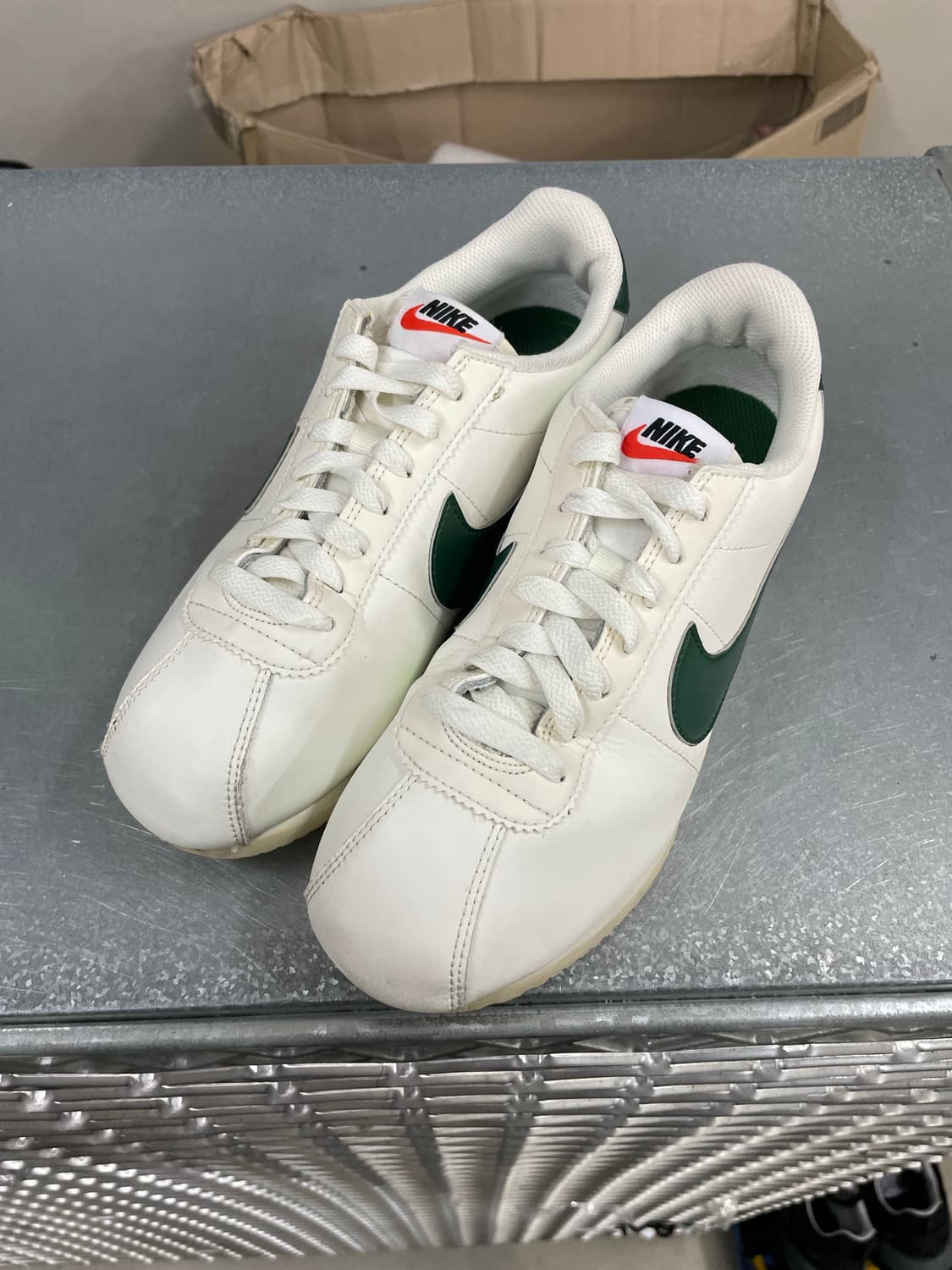 나이키 코르테즈 골지 그린 앤 말라카이트 250 상품이미지2