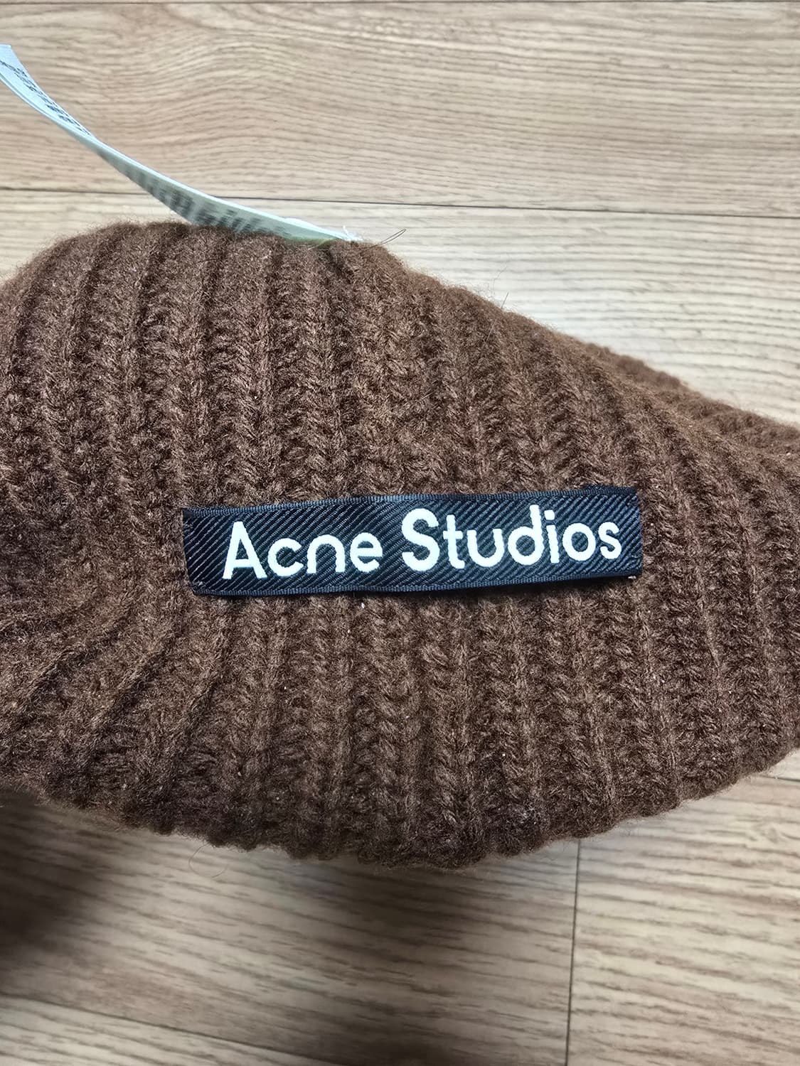 아크네 스튜디오 비니 상품이미지3