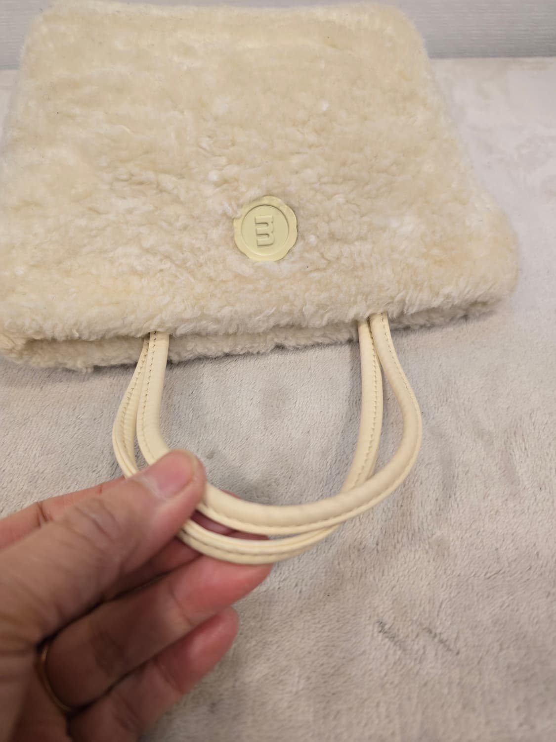 미닛뮤트 클로 미니 멜팅버터 뽀글이 가방 상품이미지6