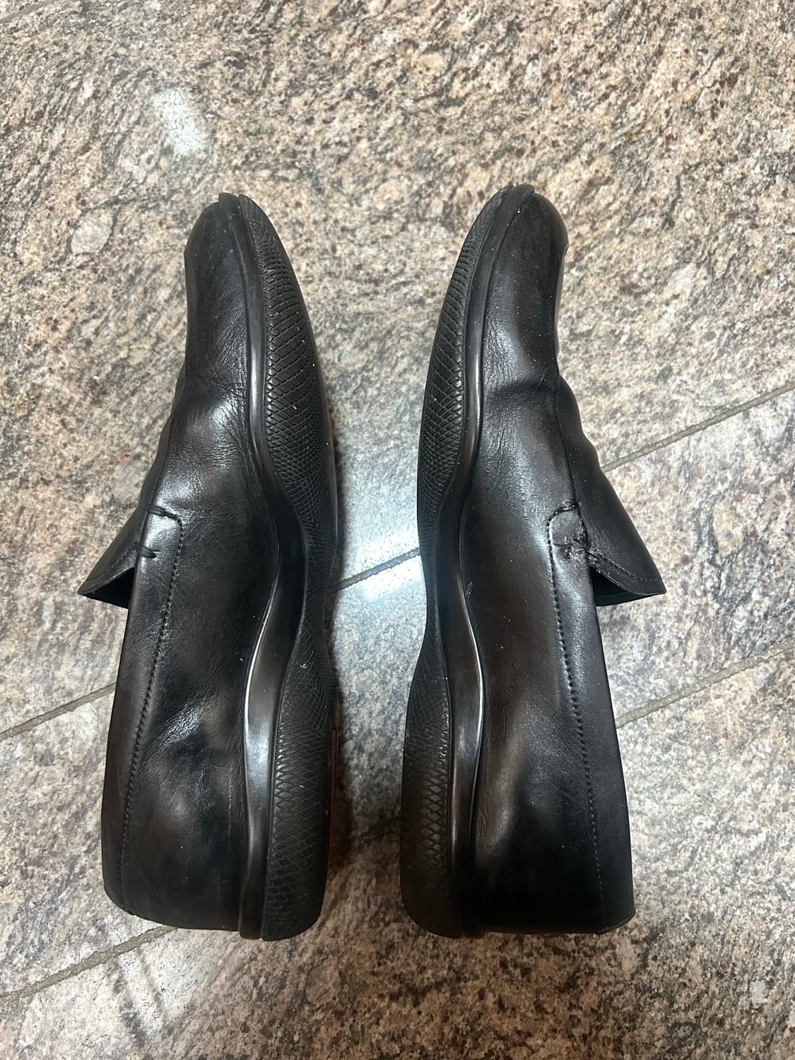 프라다 스포츠 스티치 로퍼 상품이미지2