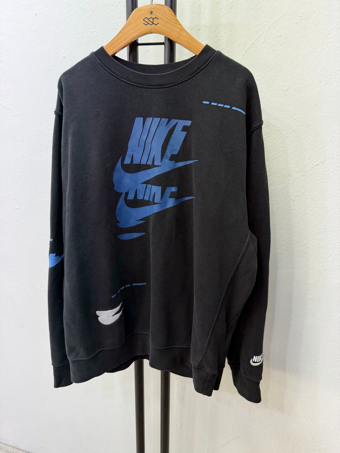 정품) 나이키 스우시 맨투맨 M 상품이미지1