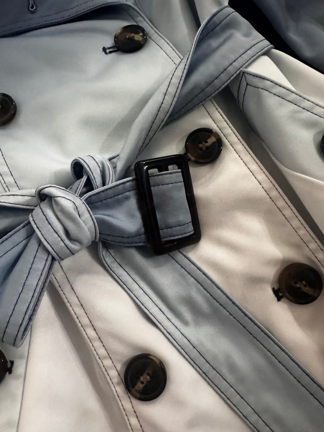 버버리 그라데이션 트렌치코트 상품이미지4