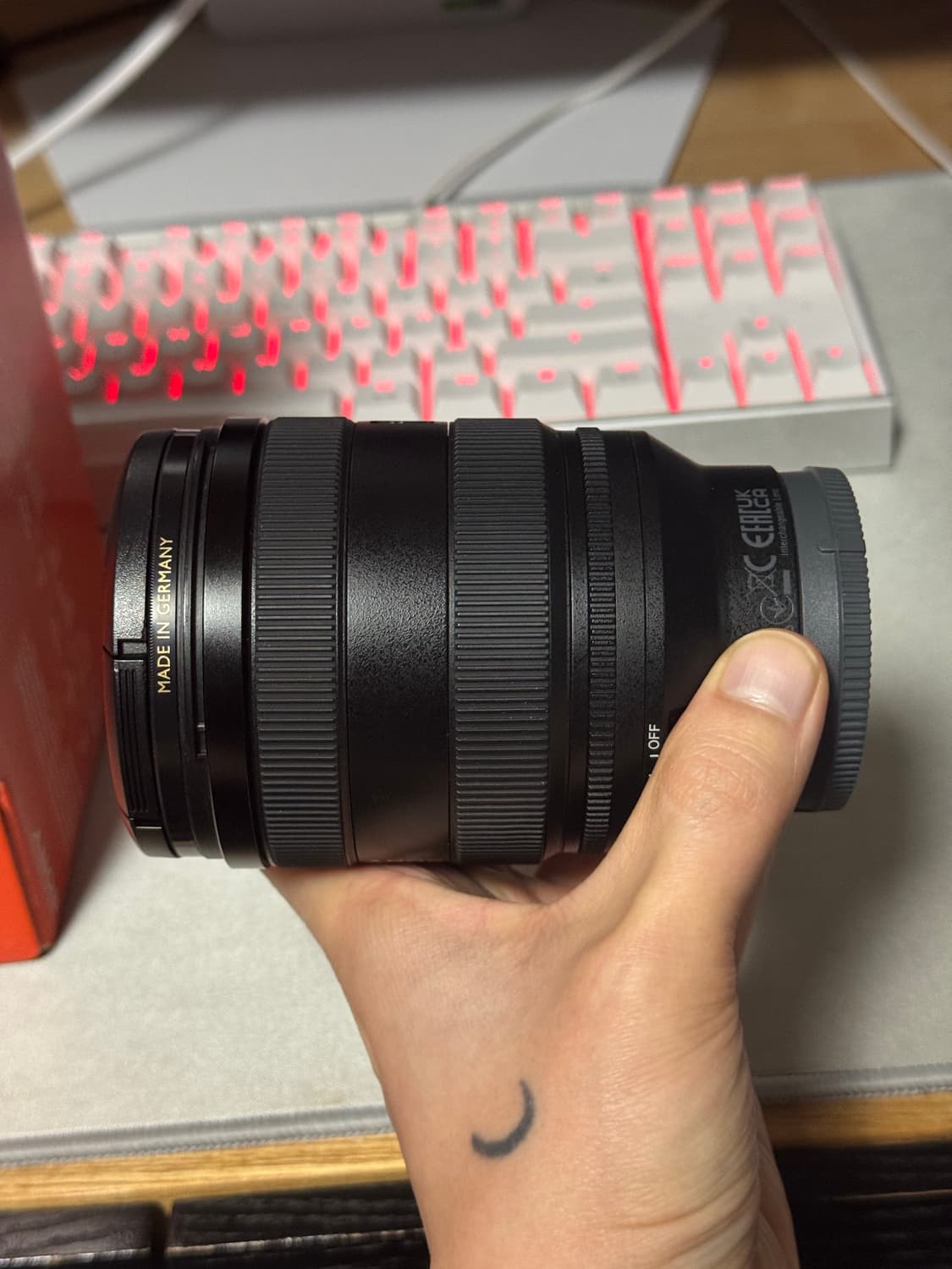 소니 2070g F4 렌즈 팝니다 상품이미지4