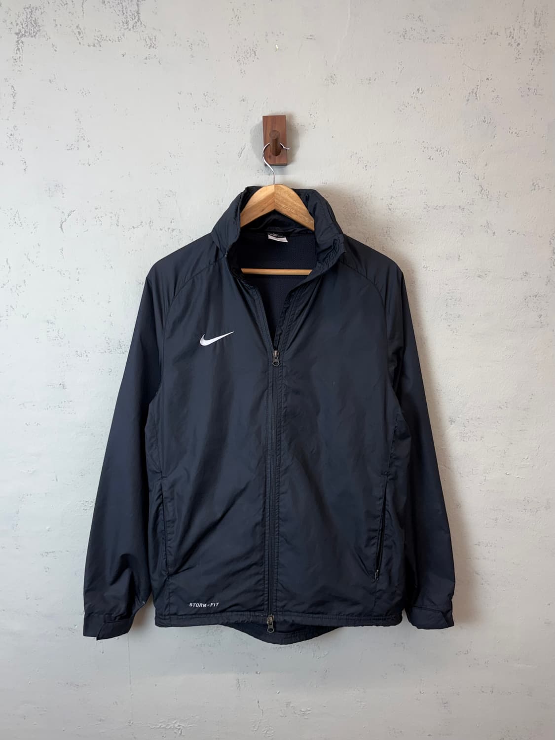 나이키 스톰핏 스우시 바람막이 블랙 상품이미지1