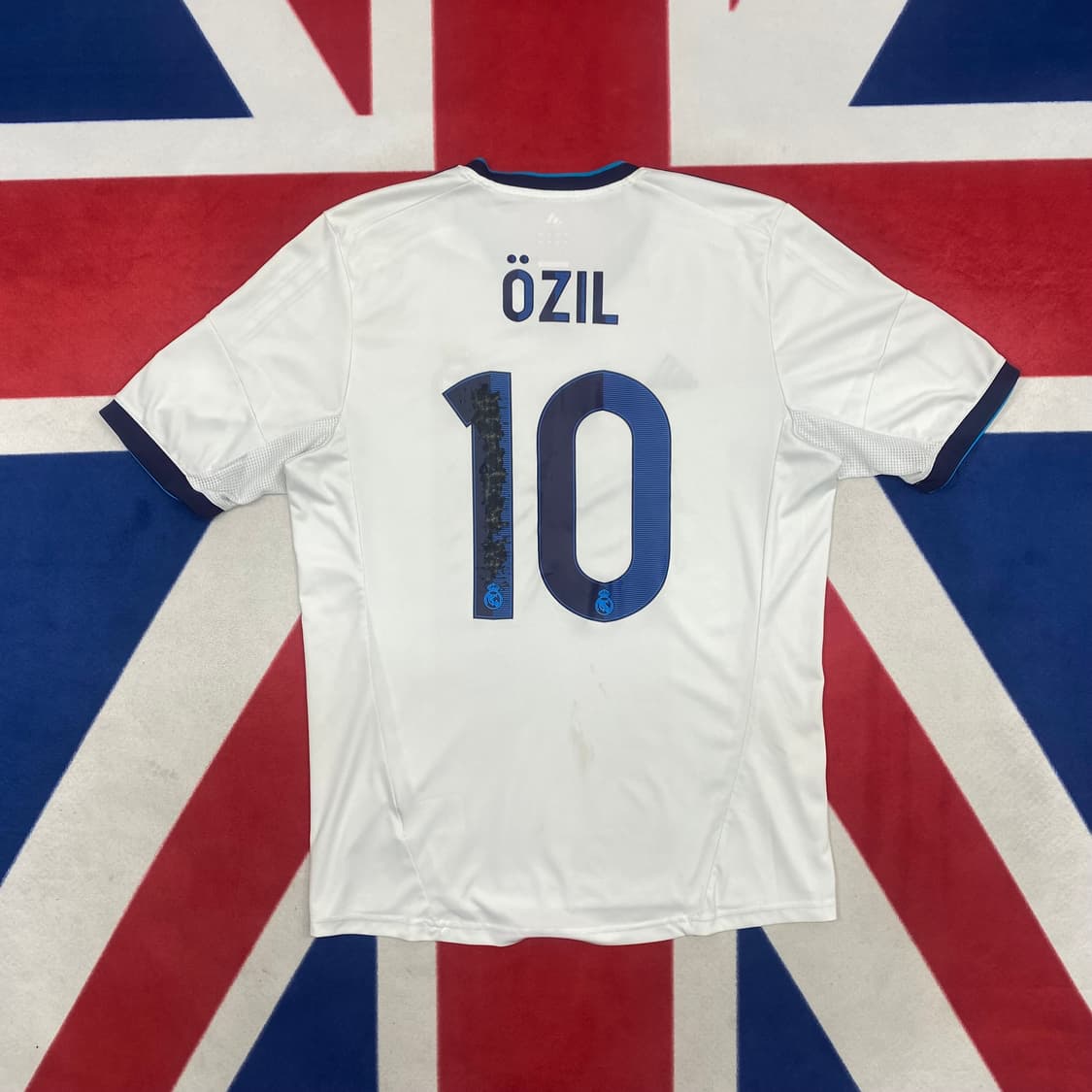 12-13 아디다스 레알마드리드 외질 유니폼 L  상품이미지4