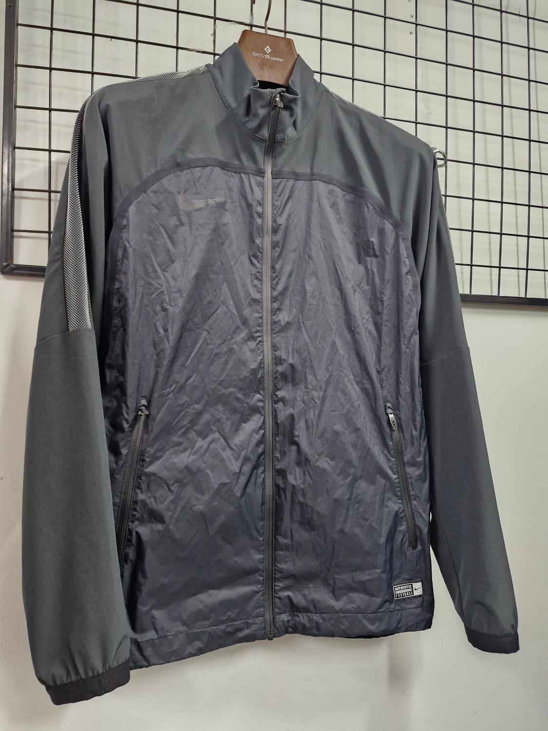 90-95M 나이키 WN-AS 스트라이크 바람막이 자켓. 상품이미지2