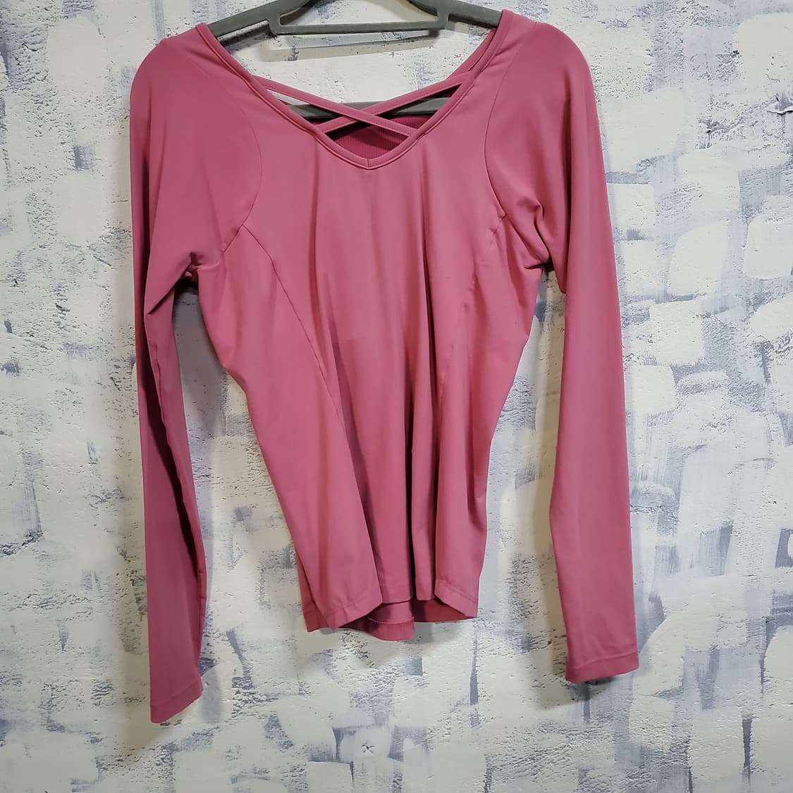 뉴발란스 핑크색 운동복 기능성 긴팔티  상품이미지2