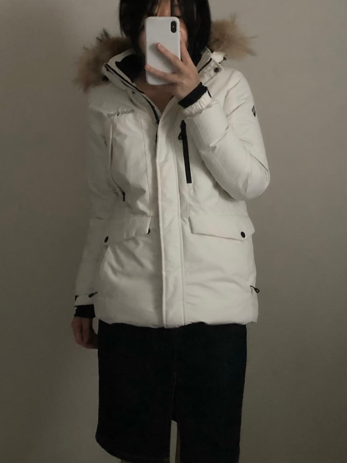 몽벨 구스다운 라쿤 패딩 상품이미지1