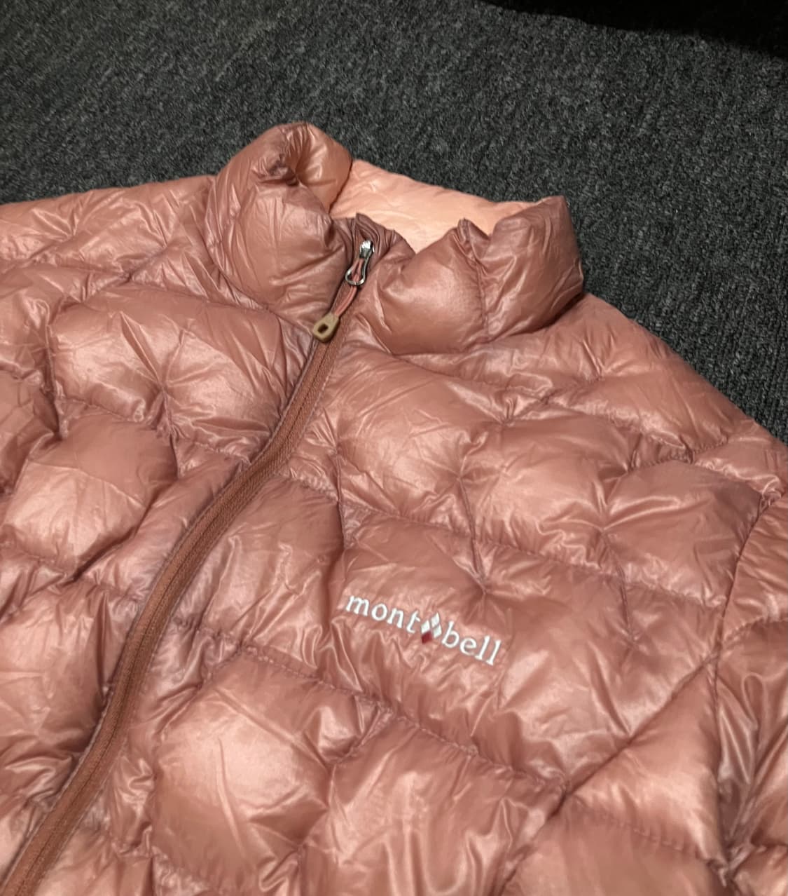 몽벨 플라즈마 EX1000 경량패딩 피치 상품이미지2