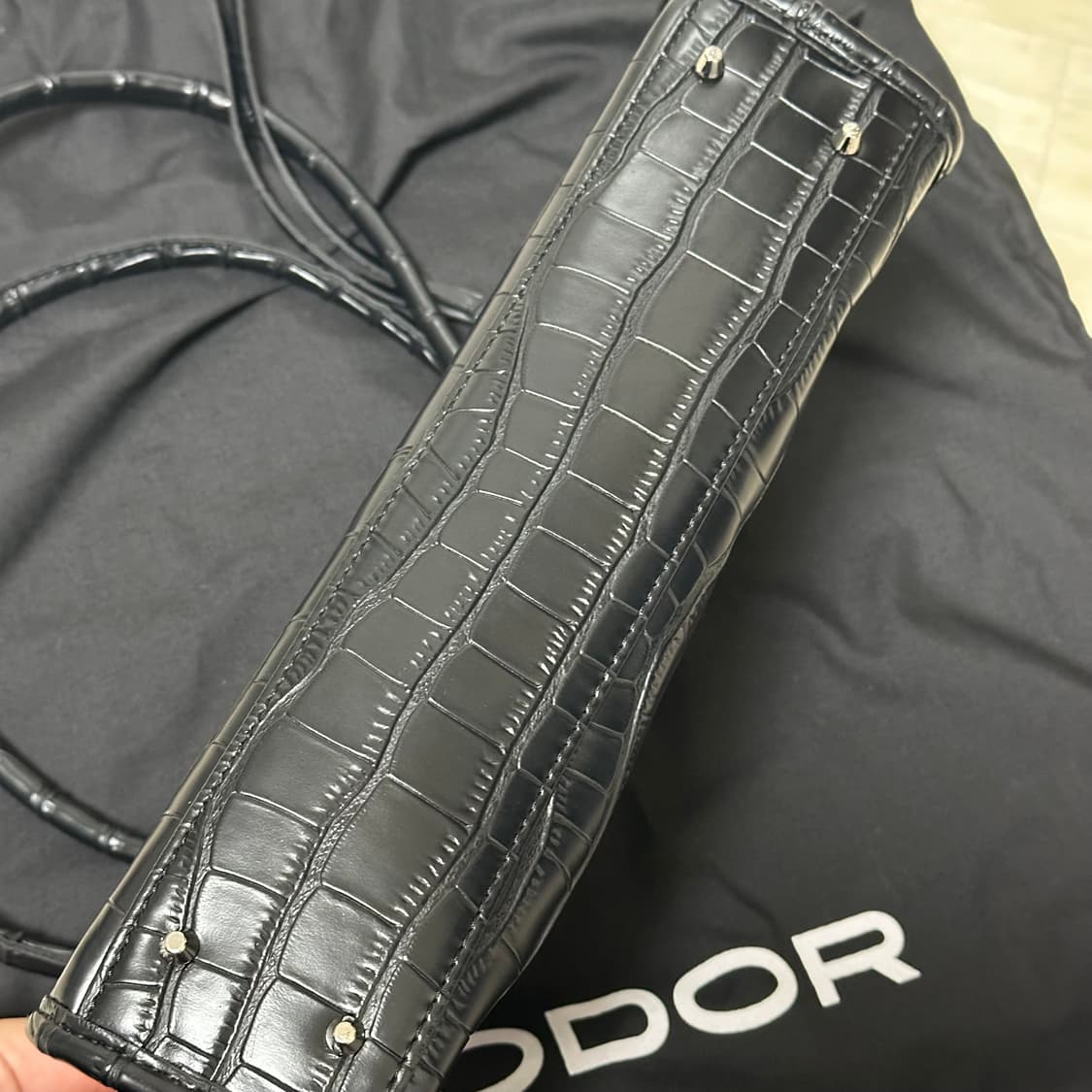 오도어 크로코 미니백 상품이미지7