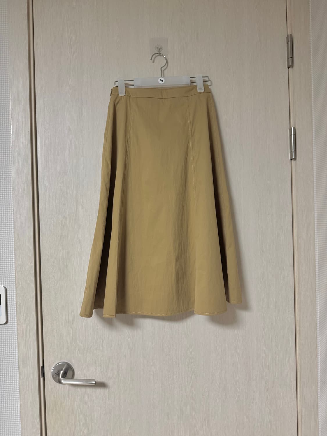 시에 sie 모니카 스티치 플레어 스커트 S사이즈 카멜베이지 상품이미지2