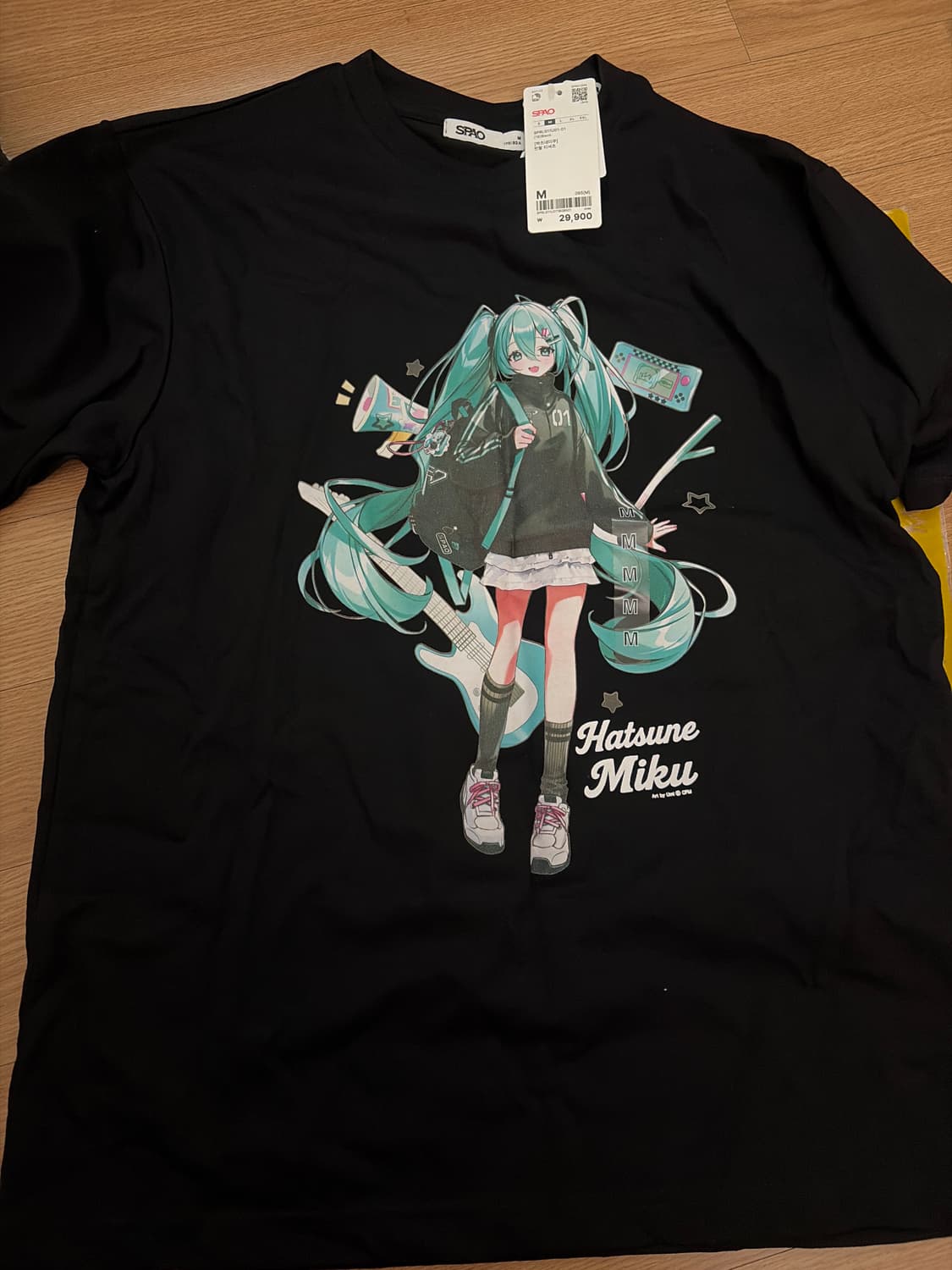 스파오 미쿠 티셔츠 상품이미지1