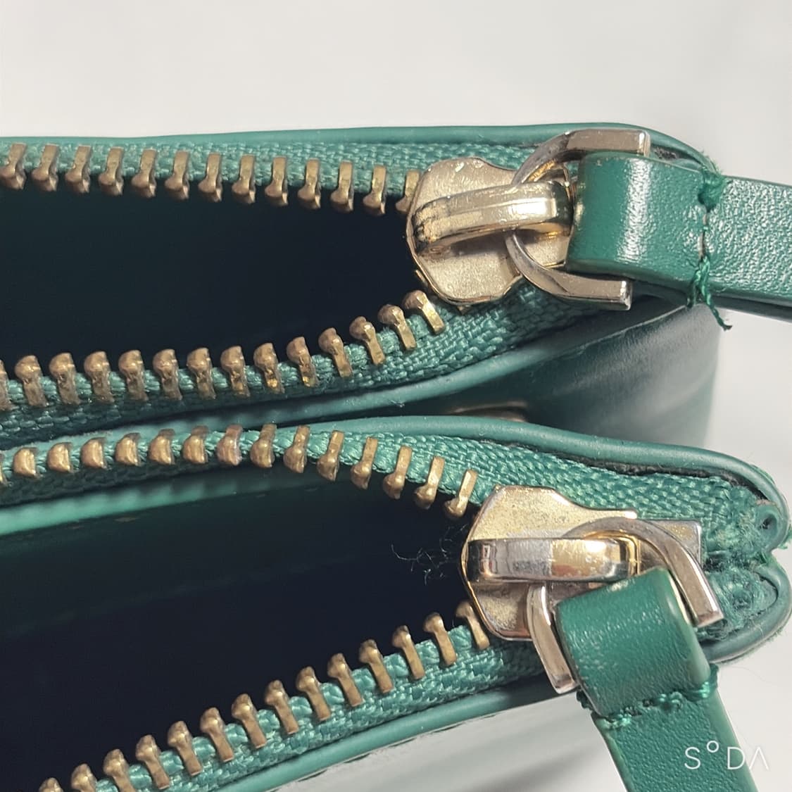 셀린느 클러치백 그린 상품이미지8