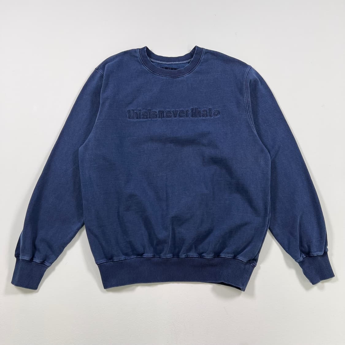 thisisneverthat 맨투맨 상품이미지1