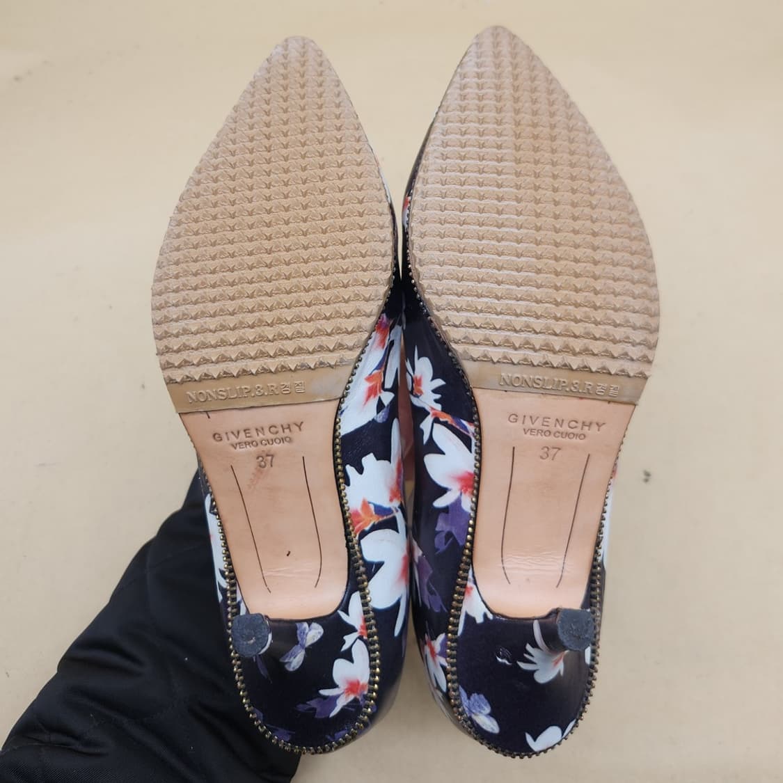 지방시 플로랄 여성 구두37 240 굽7 상품이미지3