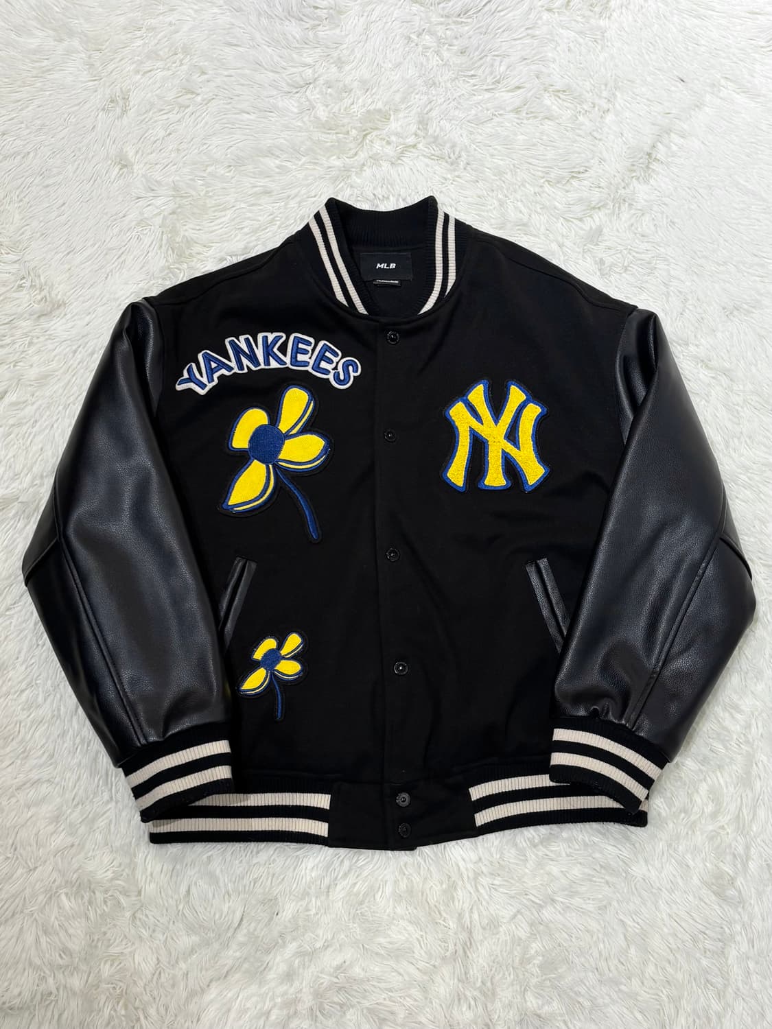 MLB 뉴욕양키스 레더 슬리브 바시티 자켓 상품이미지3