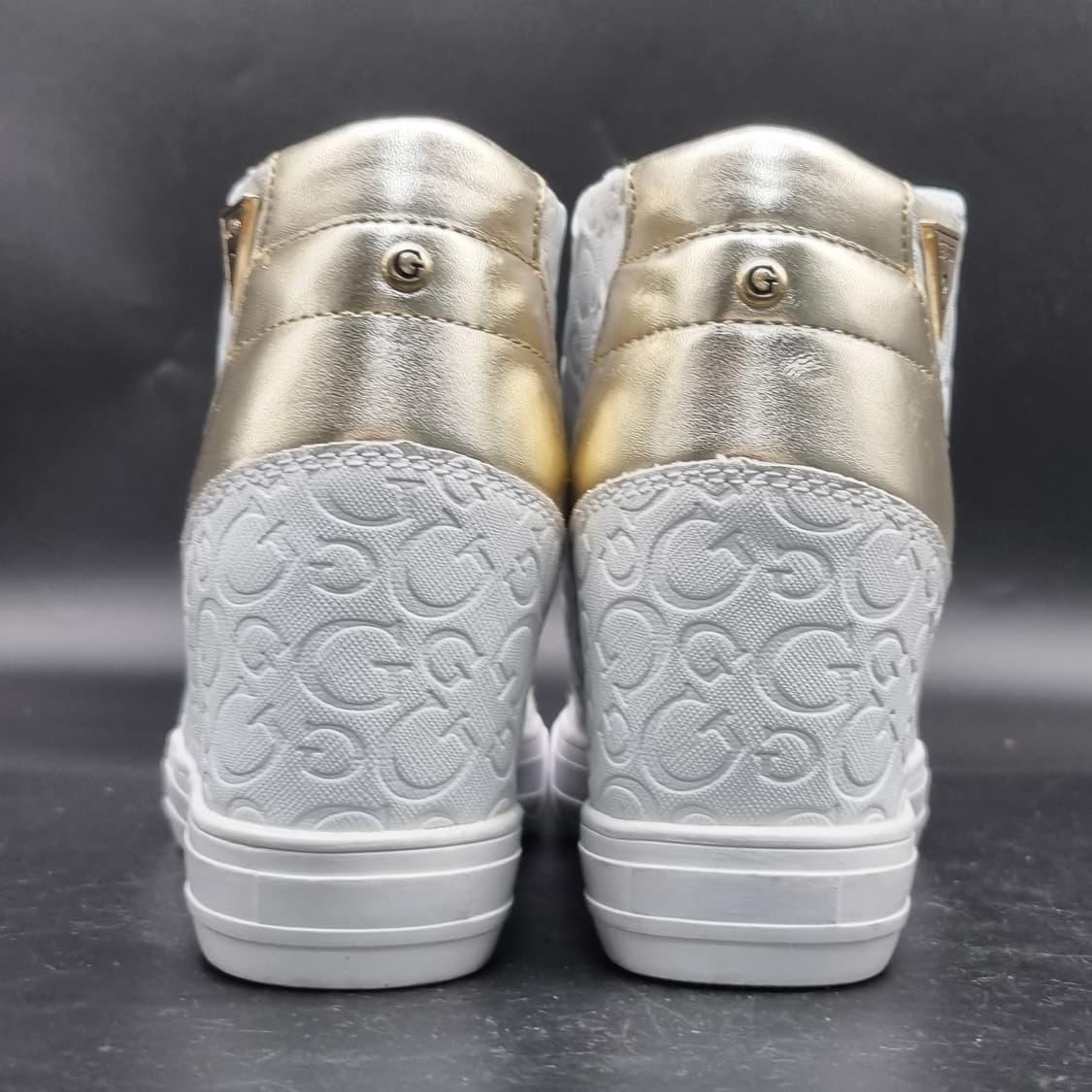 새상품 게스 로벤 레이스업스니커즈250 굽9 상품이미지4