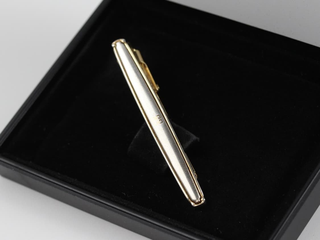 지방시 B등급 5.3cm 남자 명품 넥타이핀 상품이미지1