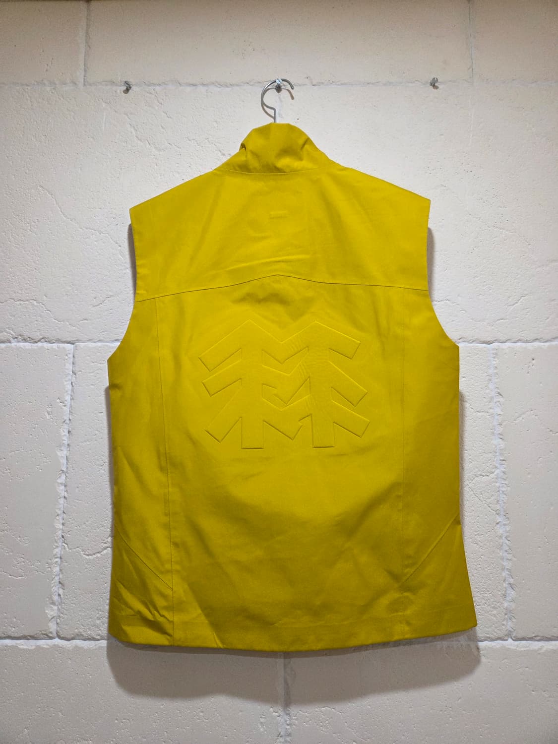 강혁 X 코오롱 고어텍스 인피니움 베스트 M 새상품 옐로우 상품이미지2