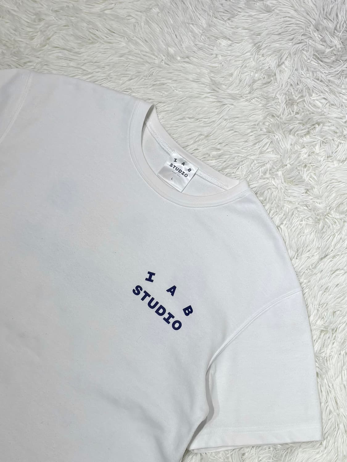 아이앱 화이트 빅로고 반팔 상품이미지5