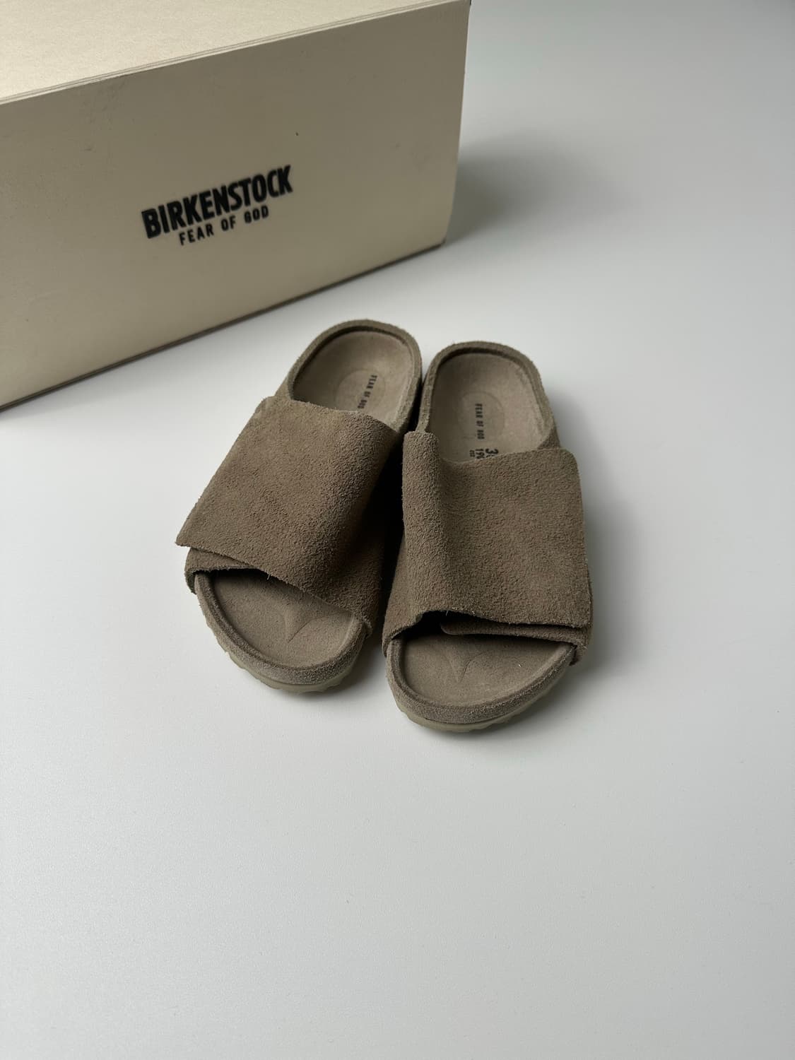 (정품/새상품) 피어오브갓 X 버켄스탁 키즈용 스웨이드 회갈색 상품이미지1