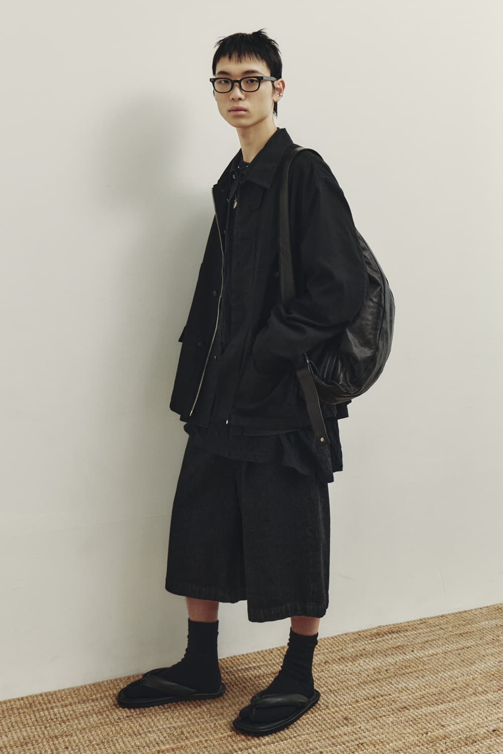 유스 와이드 하프 데님 팬츠 (Washed Black) 상품이미지2