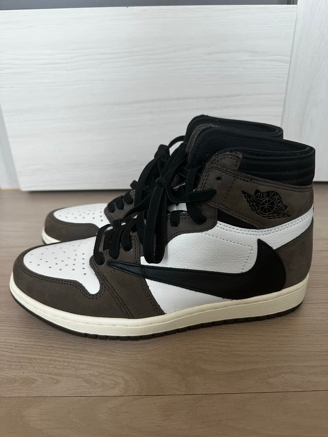 나이키 스캇 조던1 하이 OG 모카 280 상품이미지2