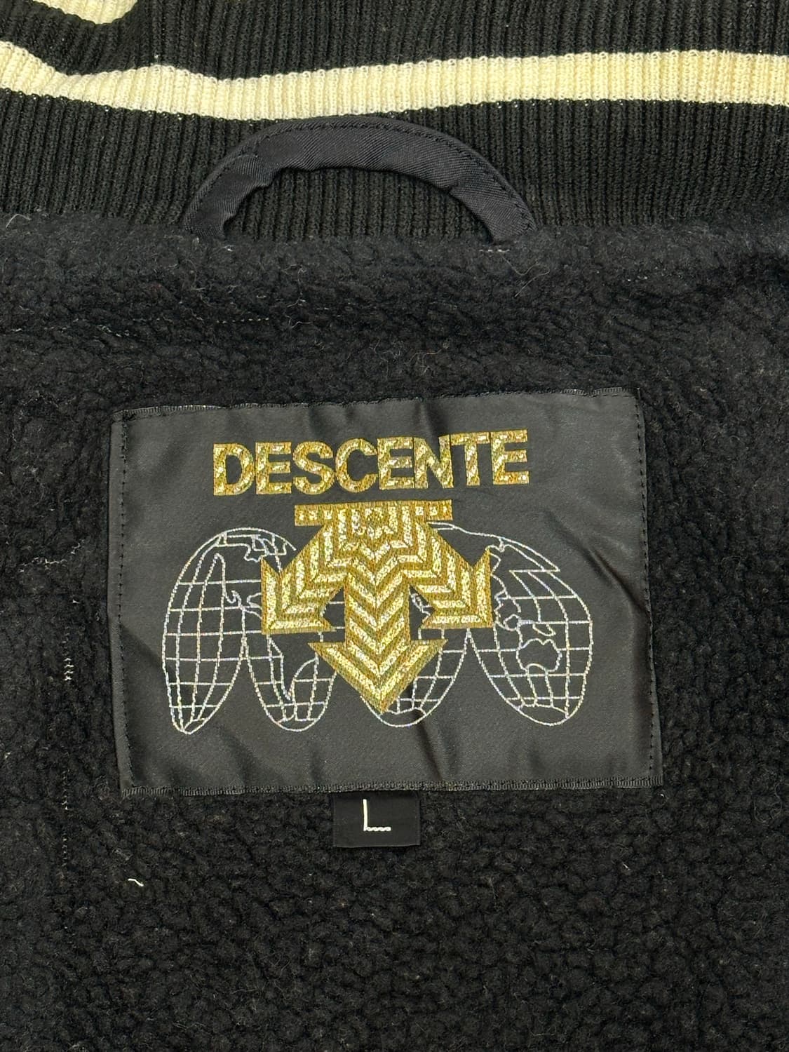 데상트 블랙 일본판 내부 기모 뽀글이 바람막이 트랙 자켓 L 상품이미지7