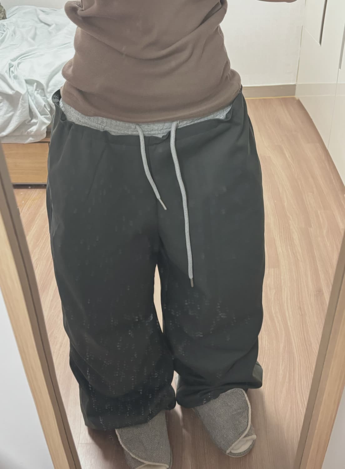 블랙업 버쿠오속기모 밴딩팬츠 카키색 상품이미지1