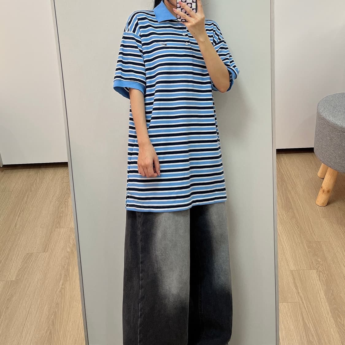 나이키 스우시 자수로고 네이비 하늘 스트라이프 반팔 카라티 상품이미지1