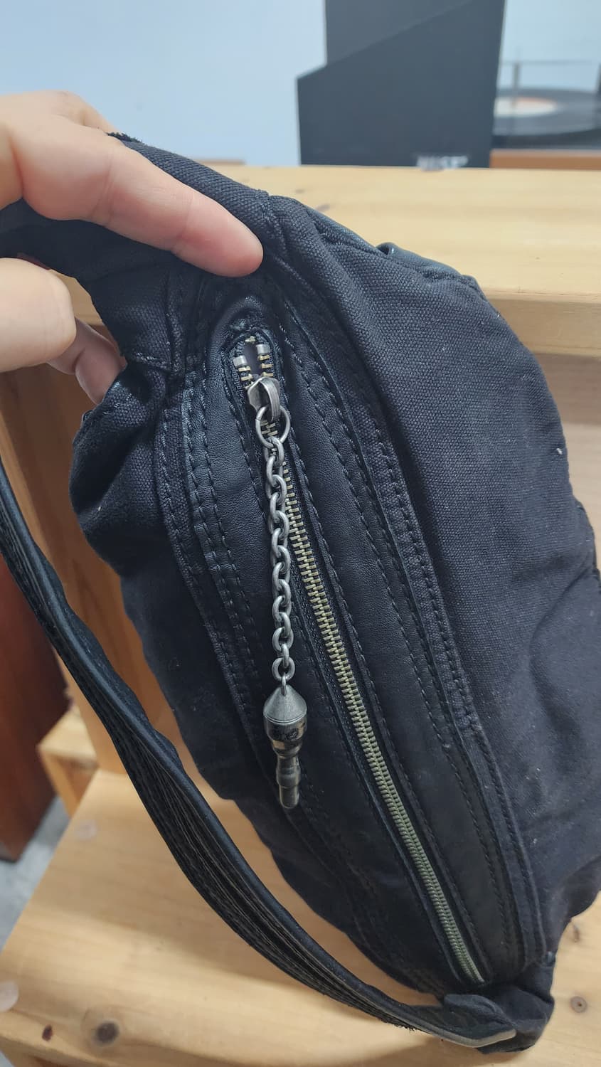 블랙 레더 코튼 숄더백 체인 장식 상품이미지7