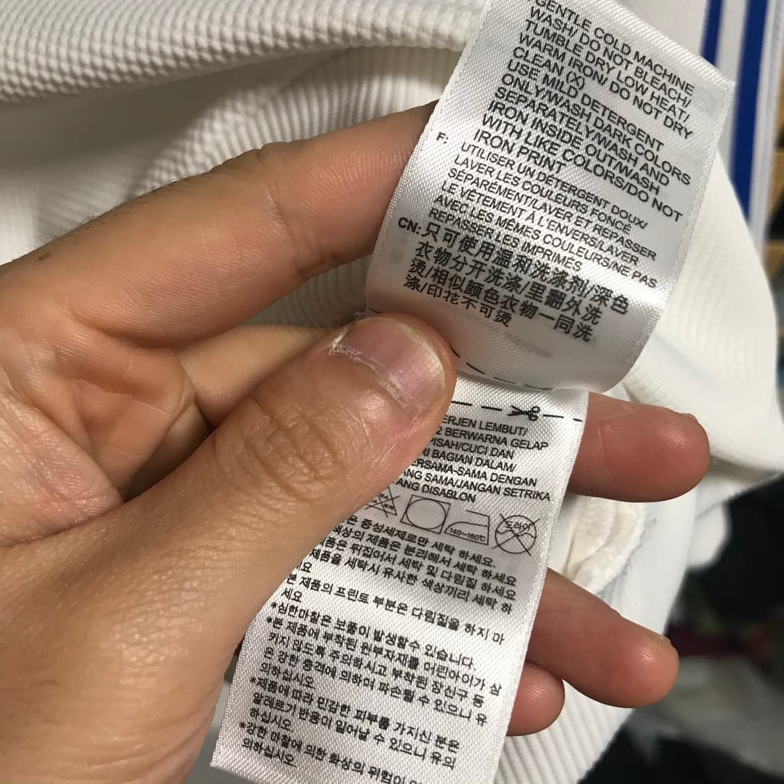 아디다스 유니크로고 트랙탑웜업 상품이미지4