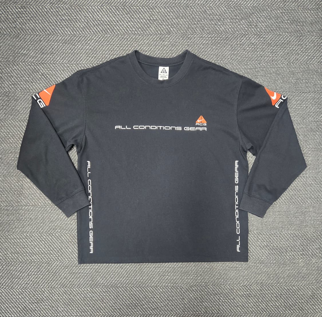 나이키 ACG 레터링 프린트 긴팔 티셔츠 블랙 DV9639-010 상품이미지1