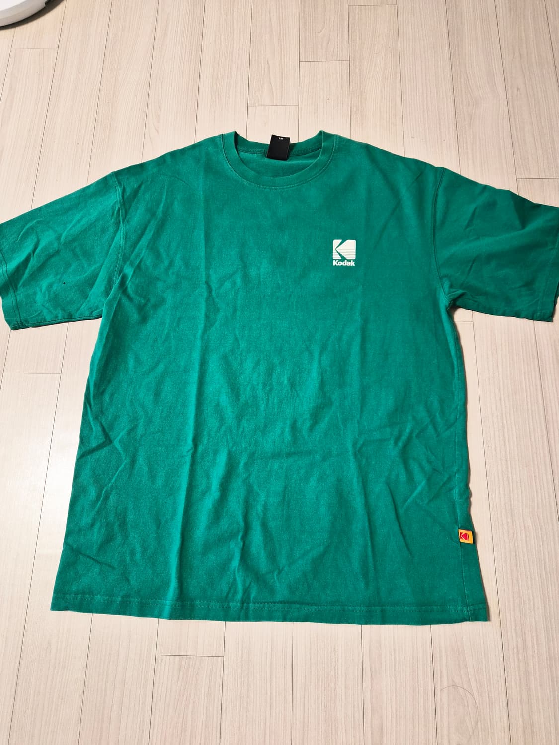 코닥 에센셜 빅로고 반팔티셔츠 2xl 상품이미지2