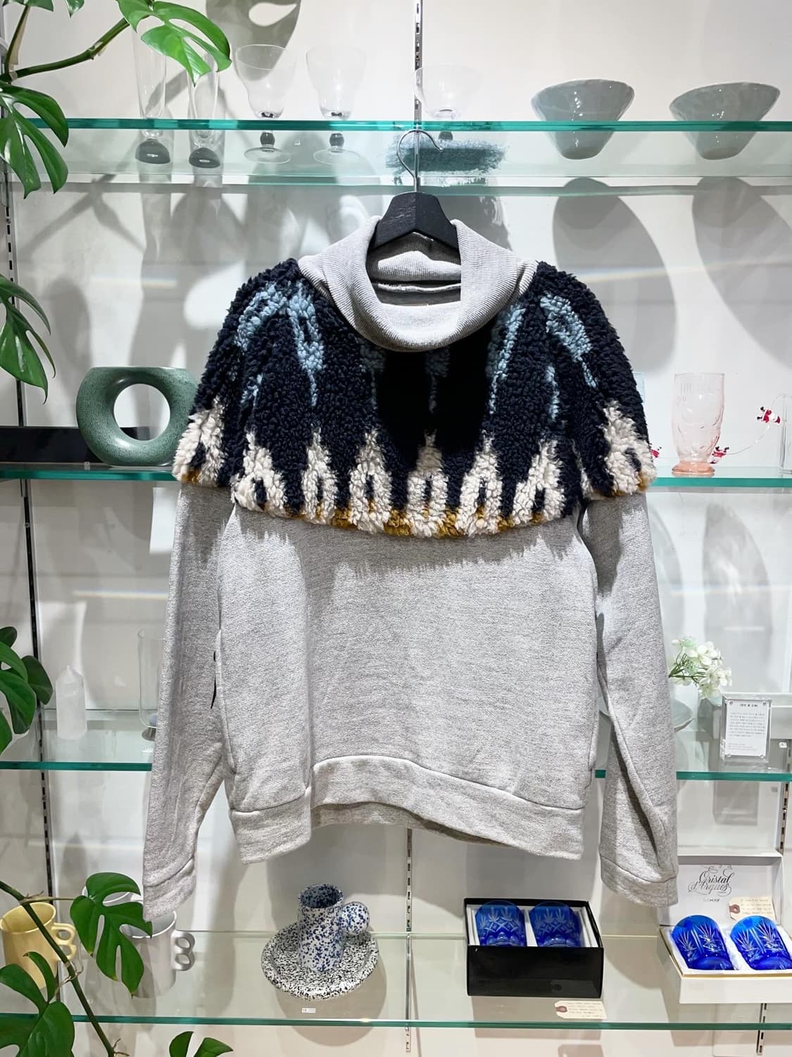캐피탈 boa fleece crewneck 상품이미지1