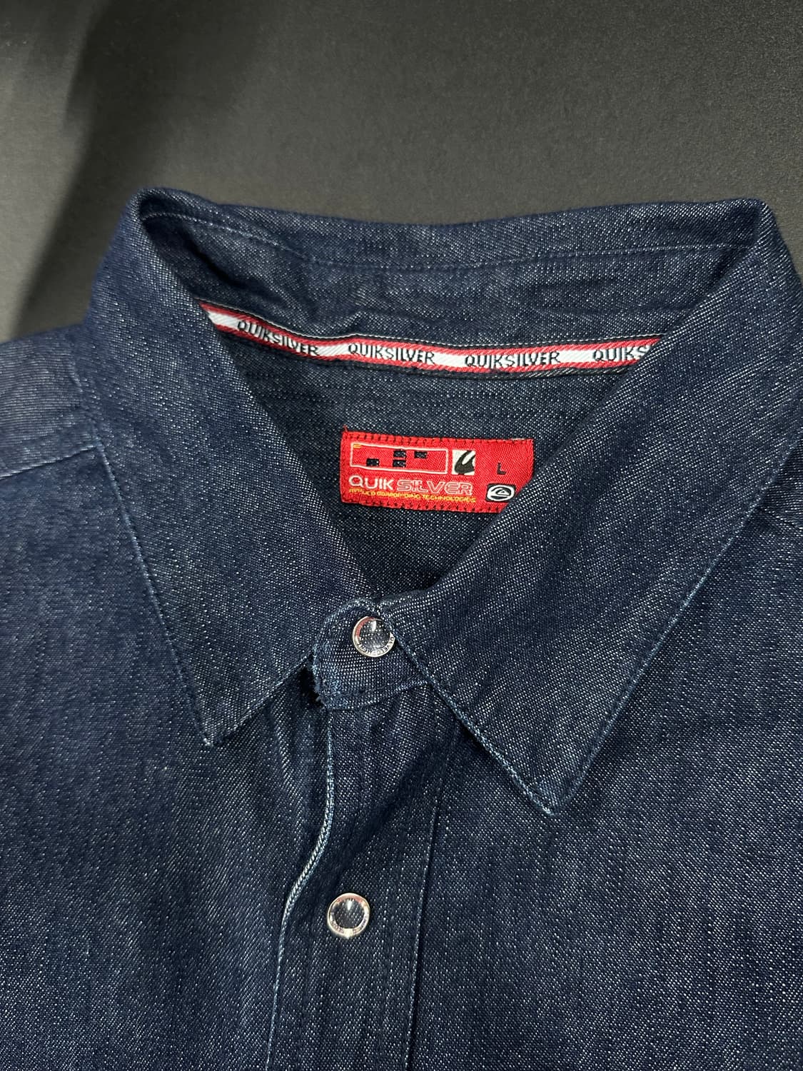 90’s 퀵실버 올드스쿨 진청 오버핏 데님 셔츠 상품이미지5