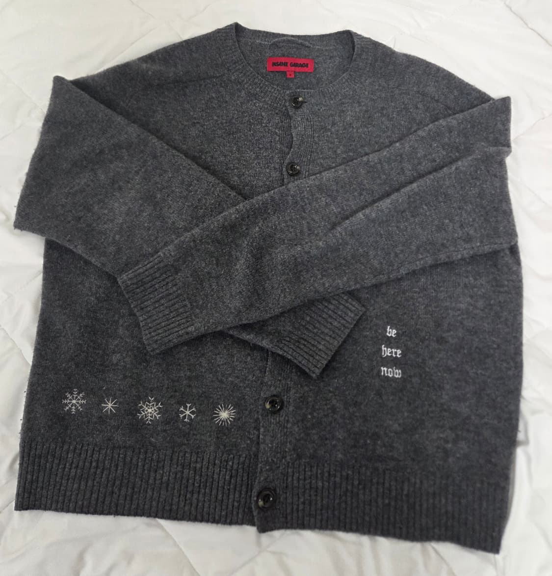 인세인개러지 라운드넥 가디건 상품이미지1