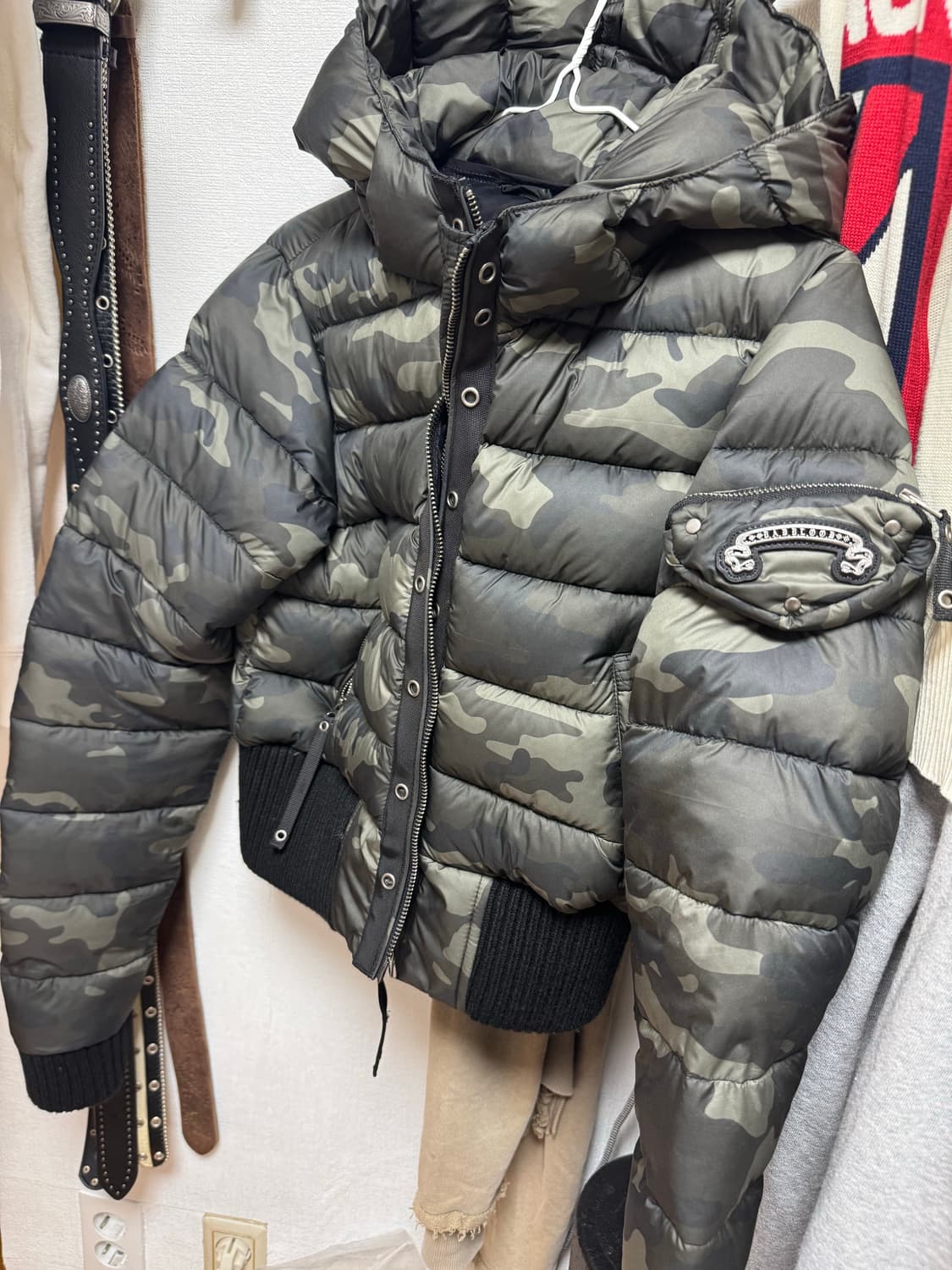 배드블러드 카모 패딩 S 급전!!! 상품이미지1