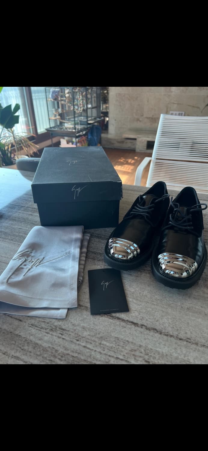 주세페자노티 스틸토 265 40사이즈 상품이미지2